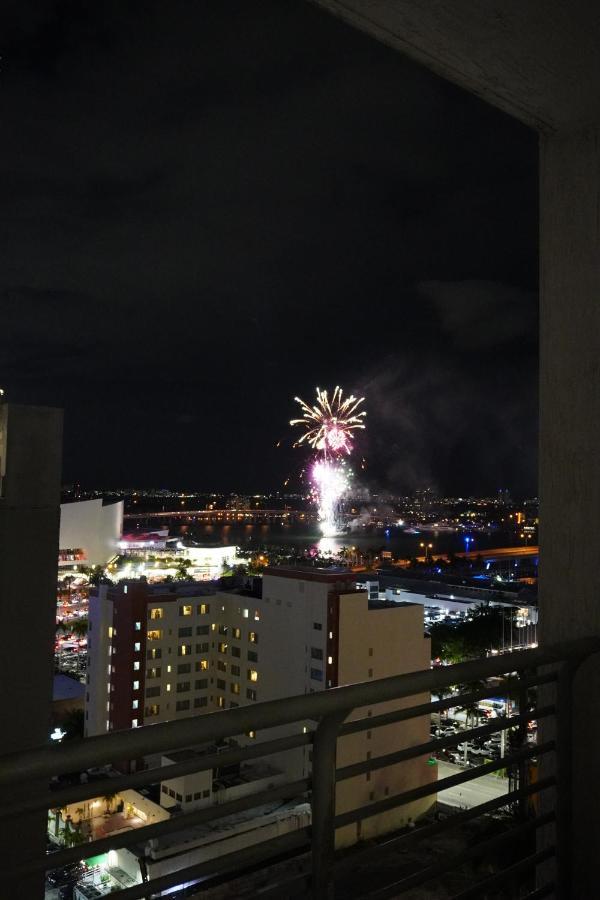 1Br Loft In Downtown With Bay View And Workspace Miami Exterior foto